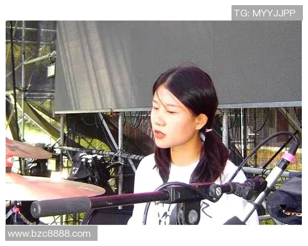 专访羽毛球女神杨娜揭秘她成功背后的心路历程与训练秘诀