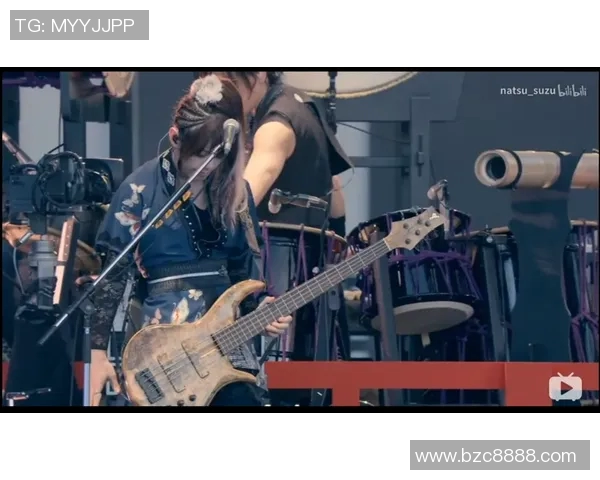 乐队激情与足球热血交融的完美演绎与现场狂欢