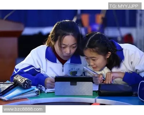 乒乓球场上的奋斗与梦想：吴丽的成长与人生故事