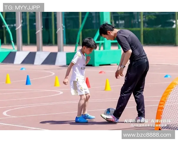 乐平足球热潮兴起青少年踢球活动蓬勃发展助力健康成长